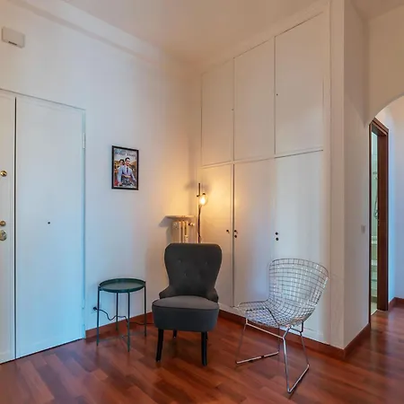 Guesthost - Close To St Peter Apartment