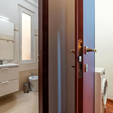Guesthost - Close To St Peter Apartment *