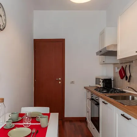 Guesthost - Close To St Peter