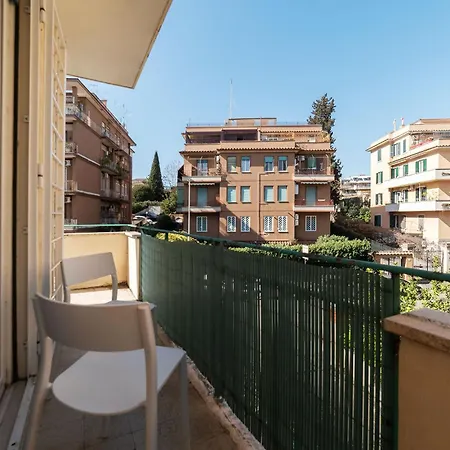 Guesthost - Close To St Peter 아파트 *